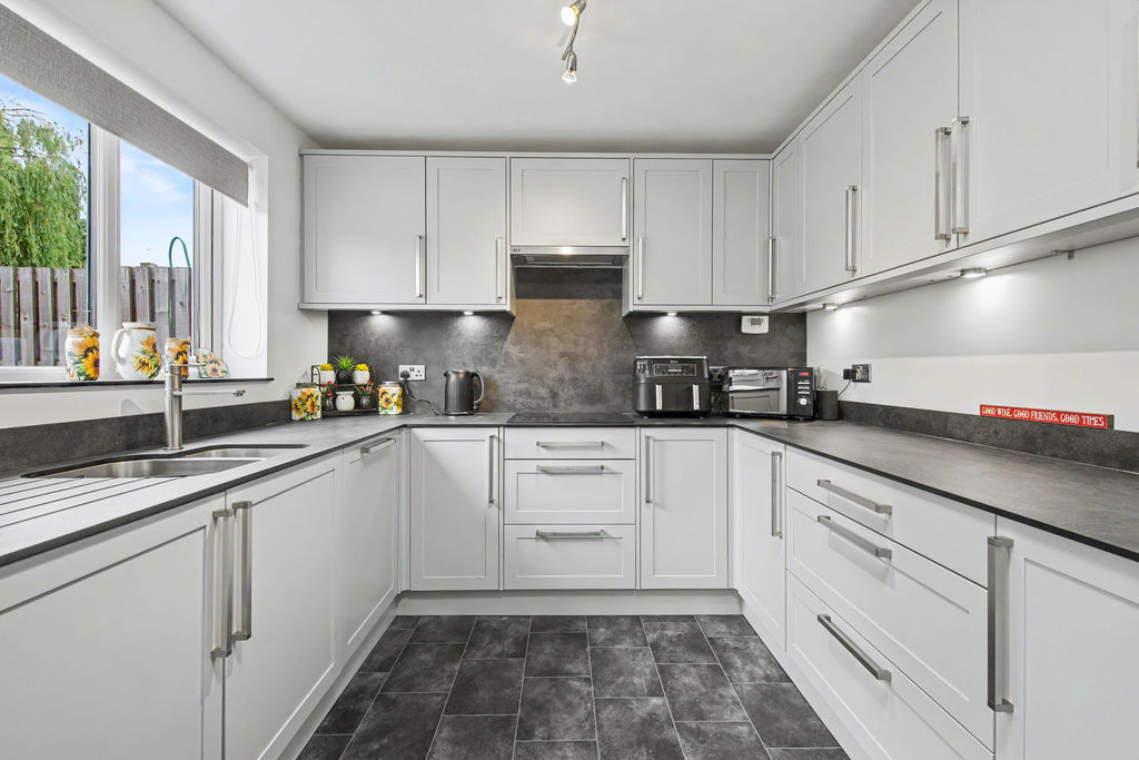 Silver Well Drive Staveley
